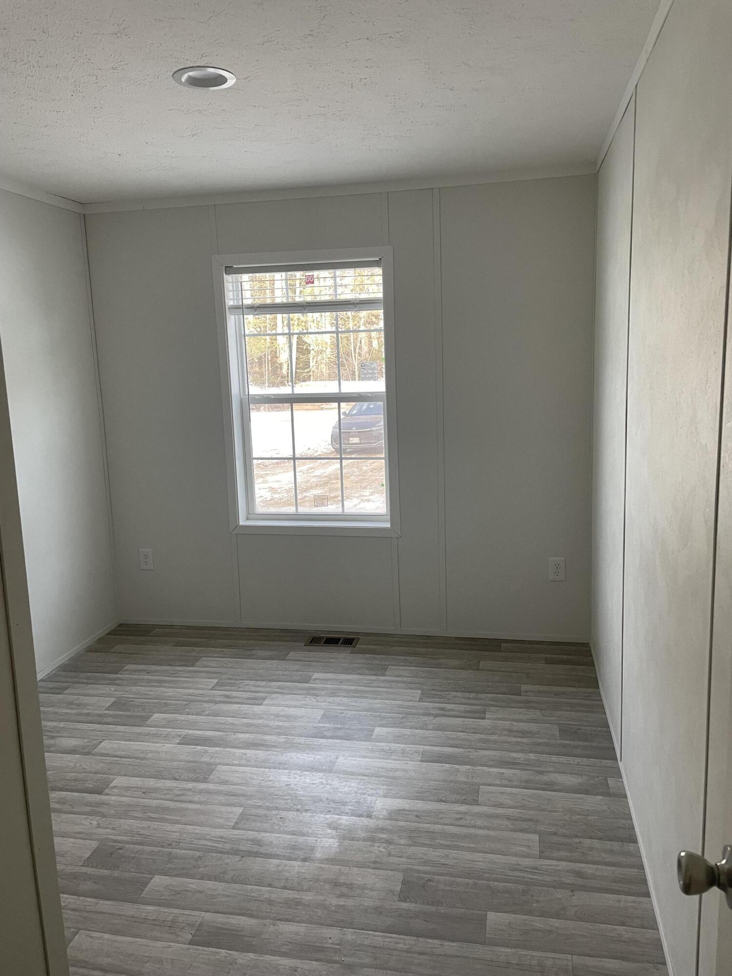 32 Rosie Lane Pittston ME 04345