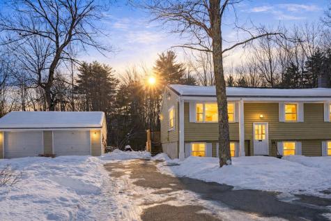 8 Whittens Lane Hollis ME 04042