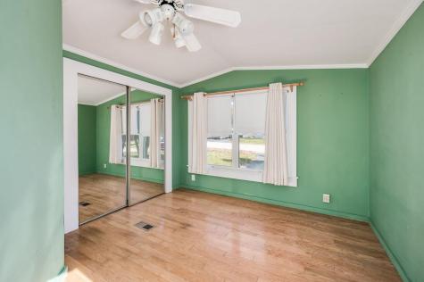 39 Pine Hill Park Berwick ME 03901