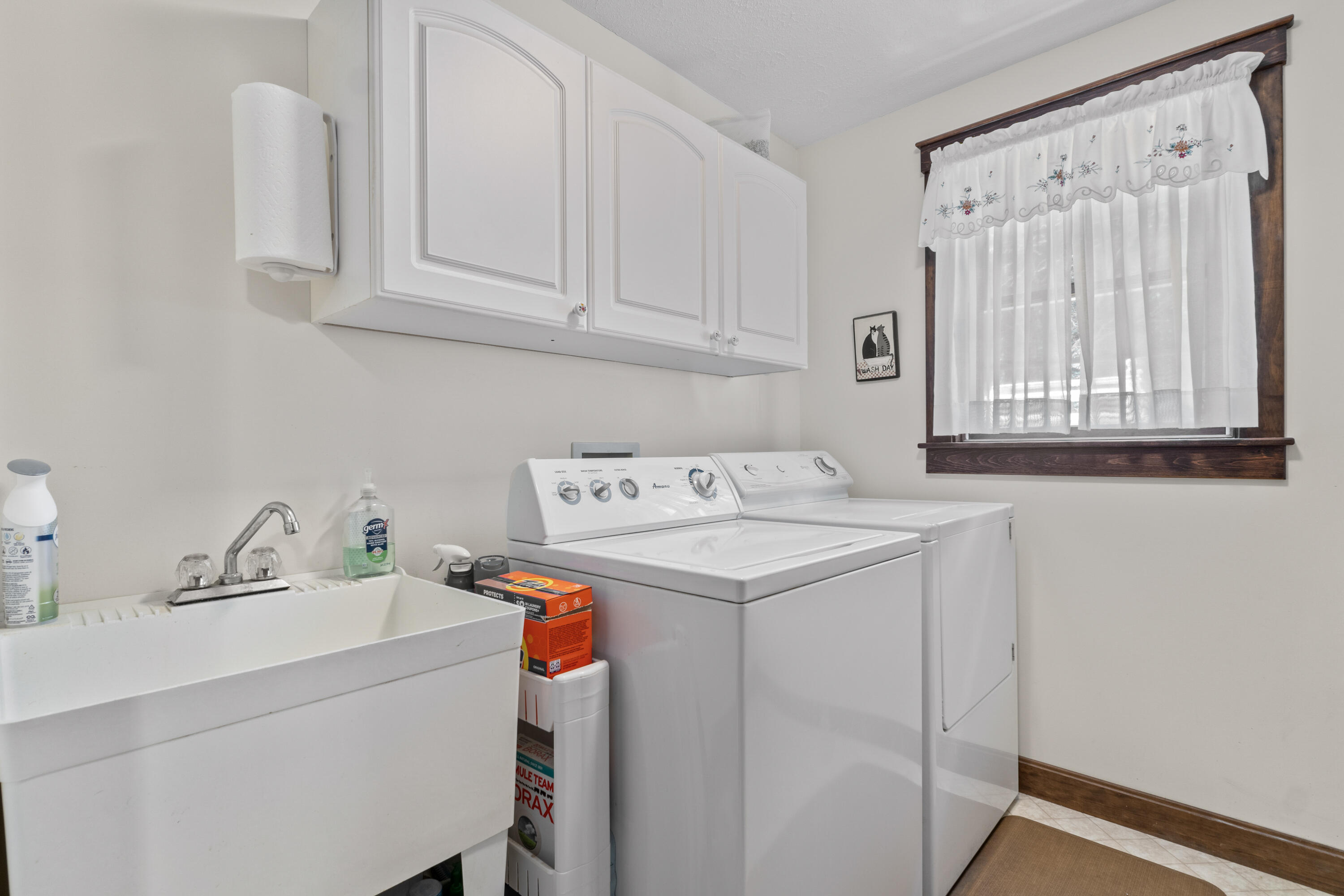 185 Rolling Hill Drive Naples ME 04055