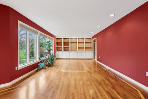 33 Hanscom Highway Holden ME 04429