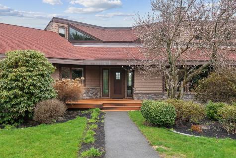 33 Hanscom Highway Holden ME 04429