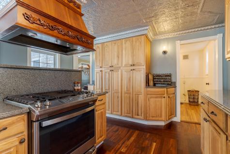 8 Park Avenue Saco ME 04072