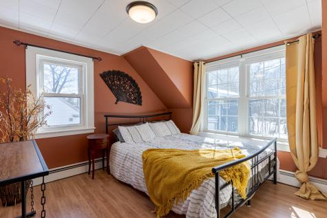 8 Park Avenue Saco ME 04072