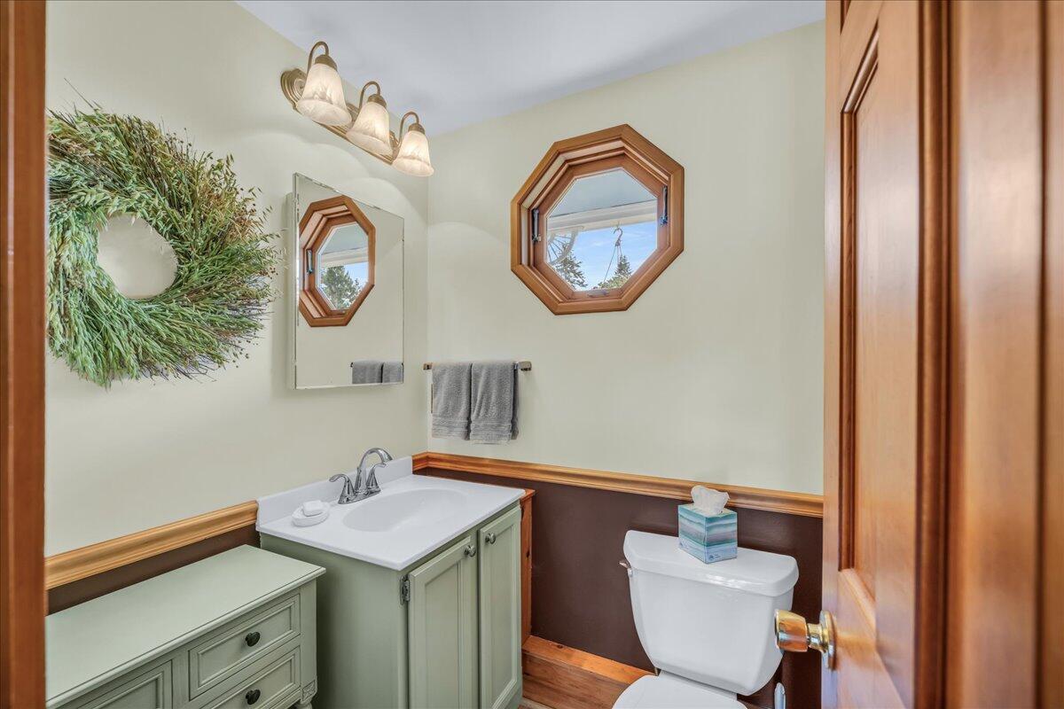 238 Back Road Brooklin ME 04616