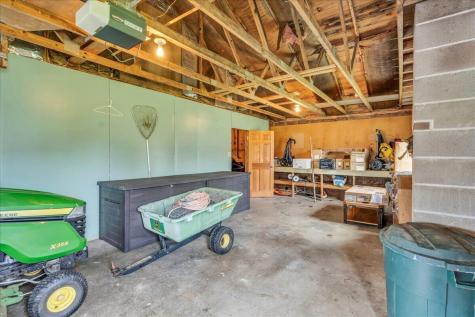 238 Back Road Brooklin ME 04616