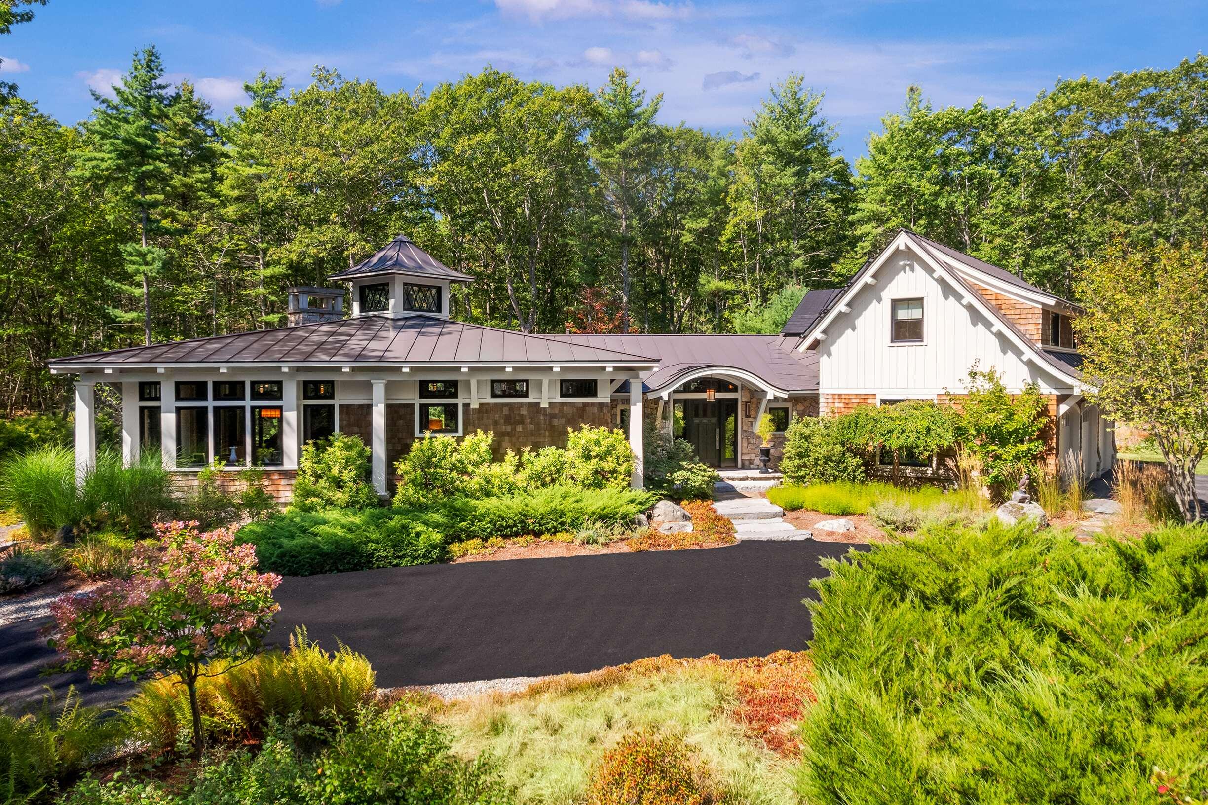 5 Bristol Lane York ME 03909