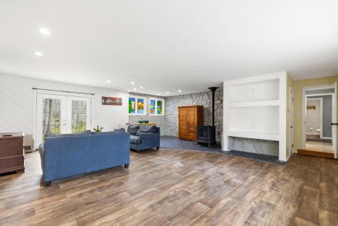 7 Bayberry Lane Lewiston ME 04240