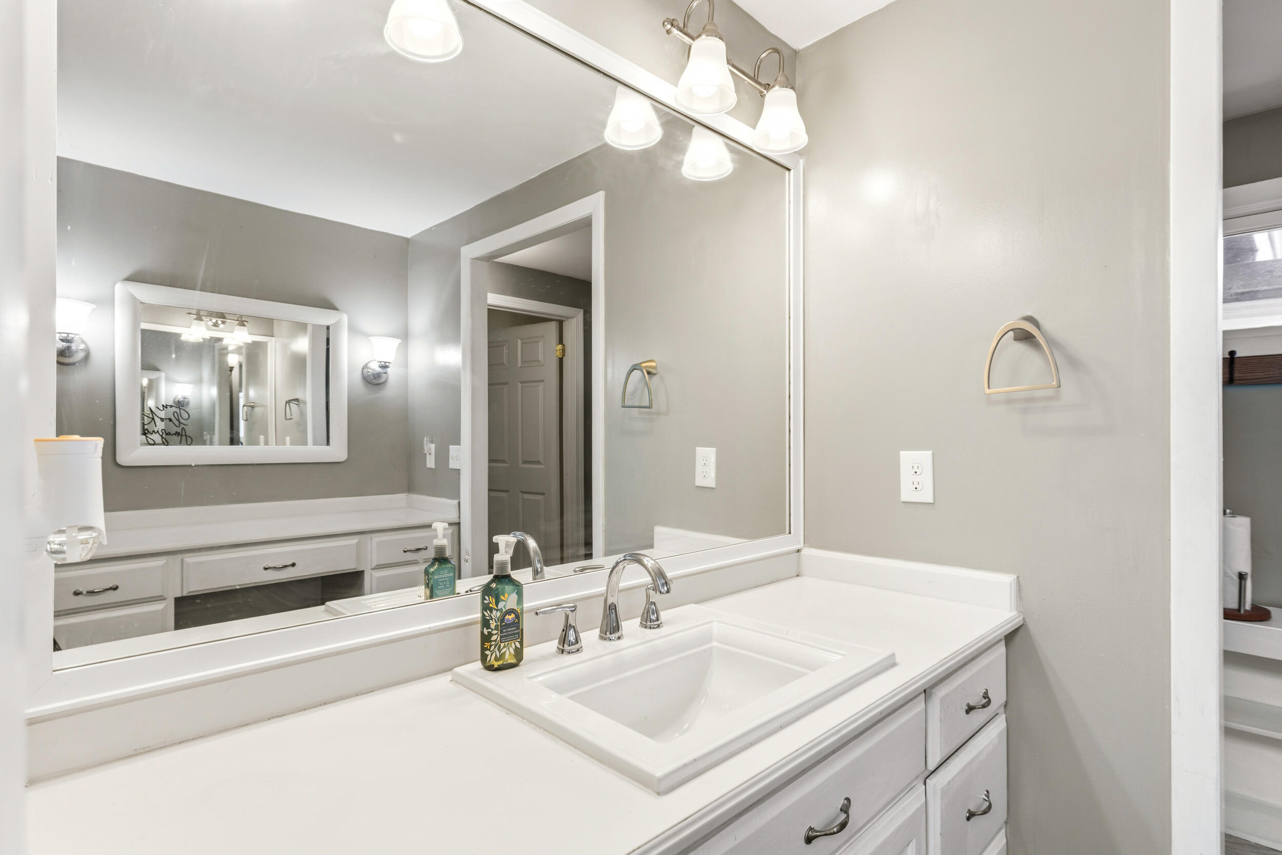 7 Bayberry Lane Lewiston ME 04240