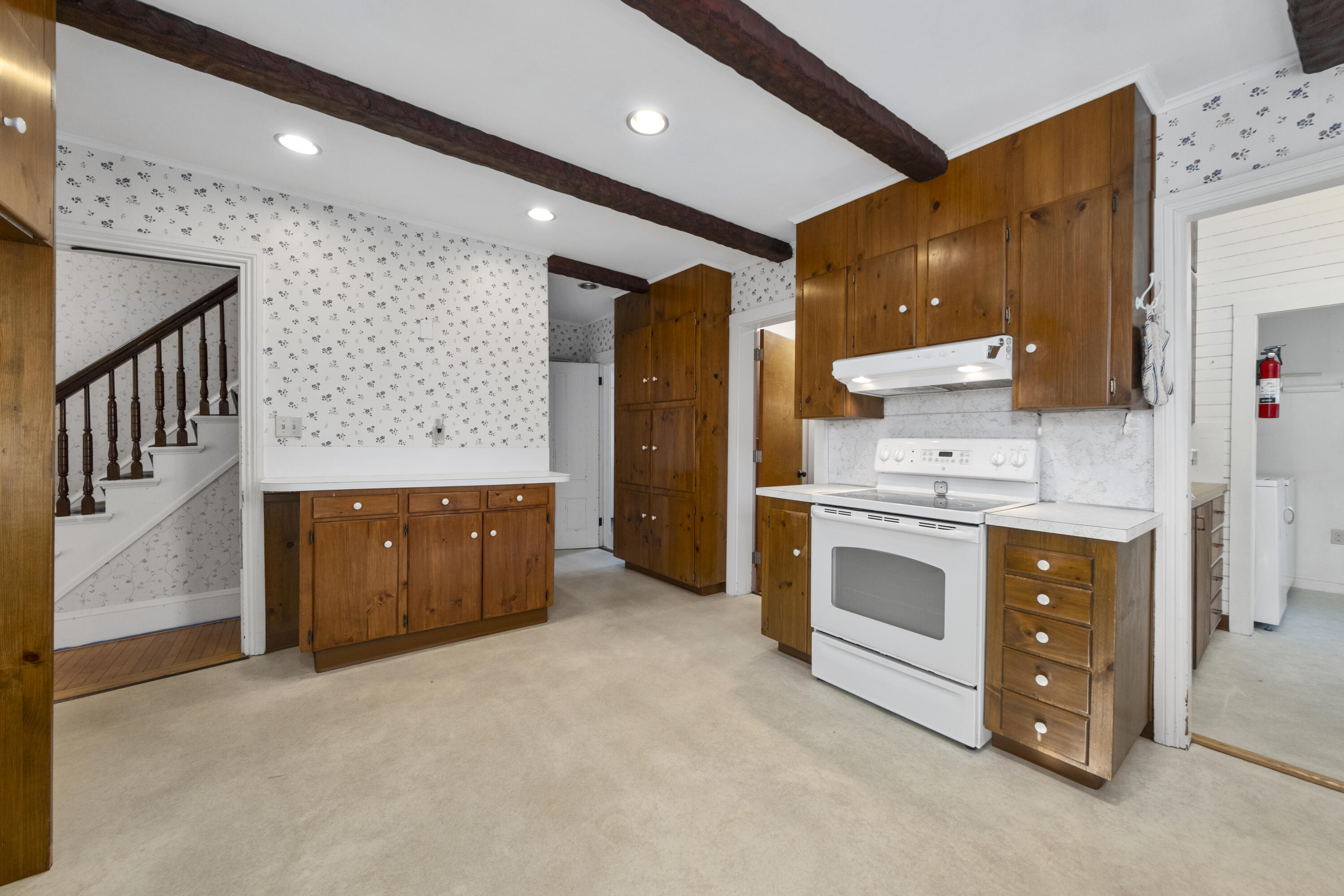 31 Talbot Avenue Rockland ME 04841