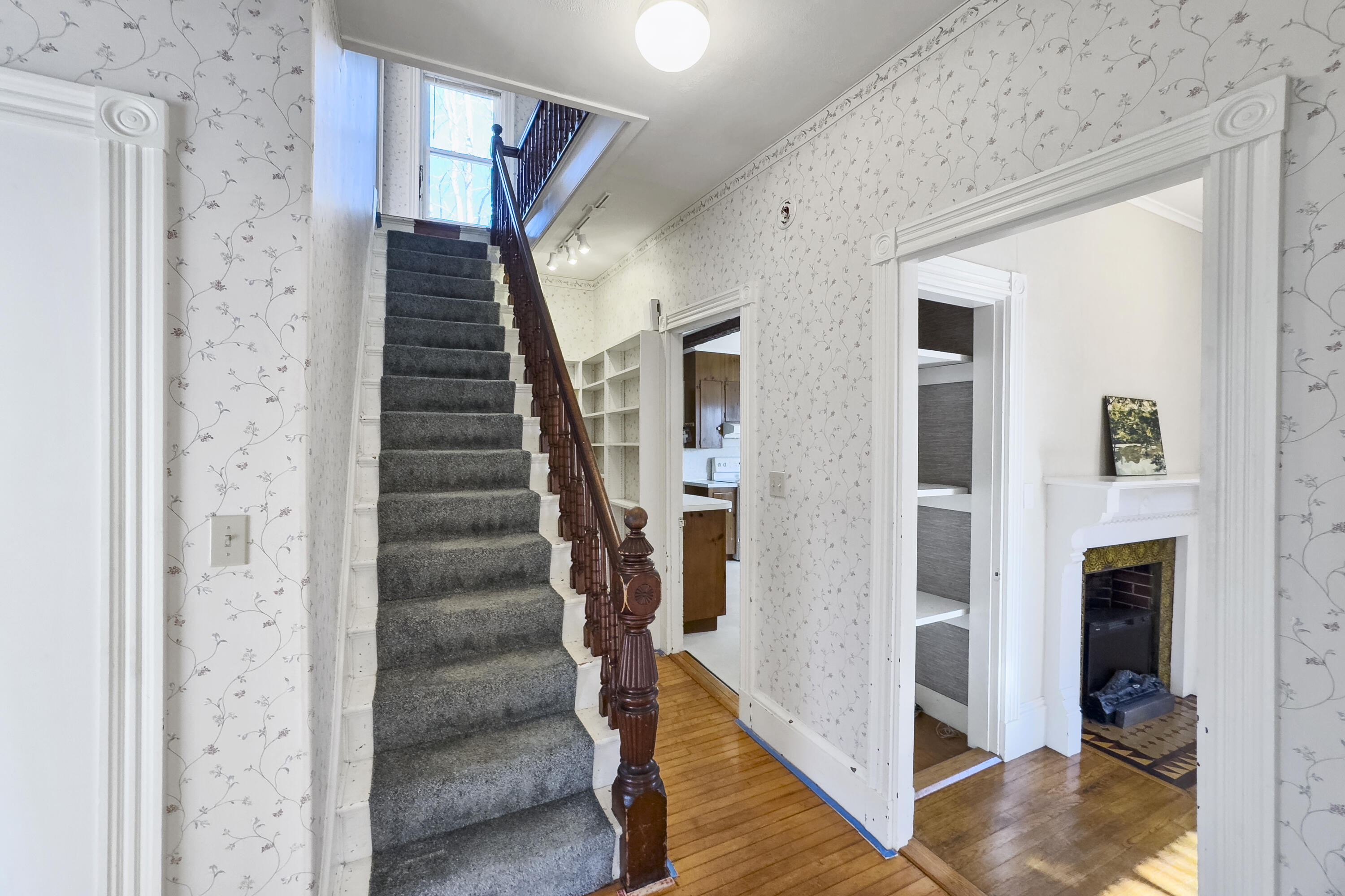 31 Talbot Avenue Rockland ME 04841