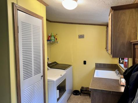 69 Old Kingfield Road New Portland ME 04961