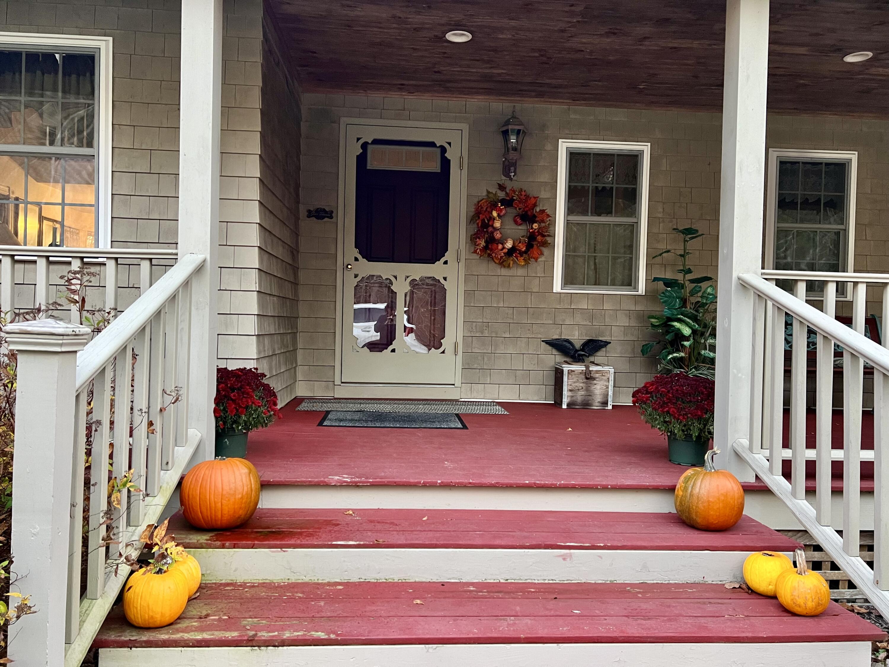 104 Raccoon Road Cushing ME 04563