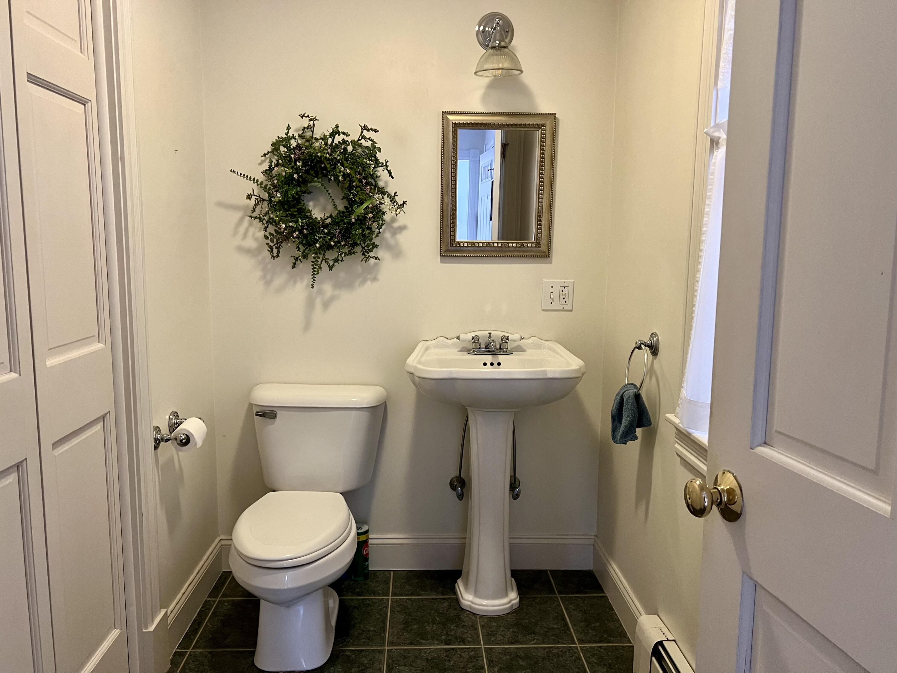 104 Raccoon Road Cushing ME 04563