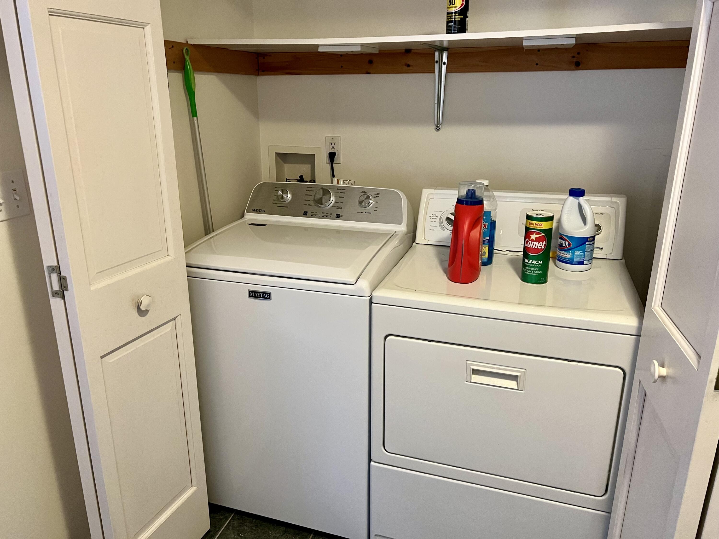 104 Raccoon Road Cushing ME 04563