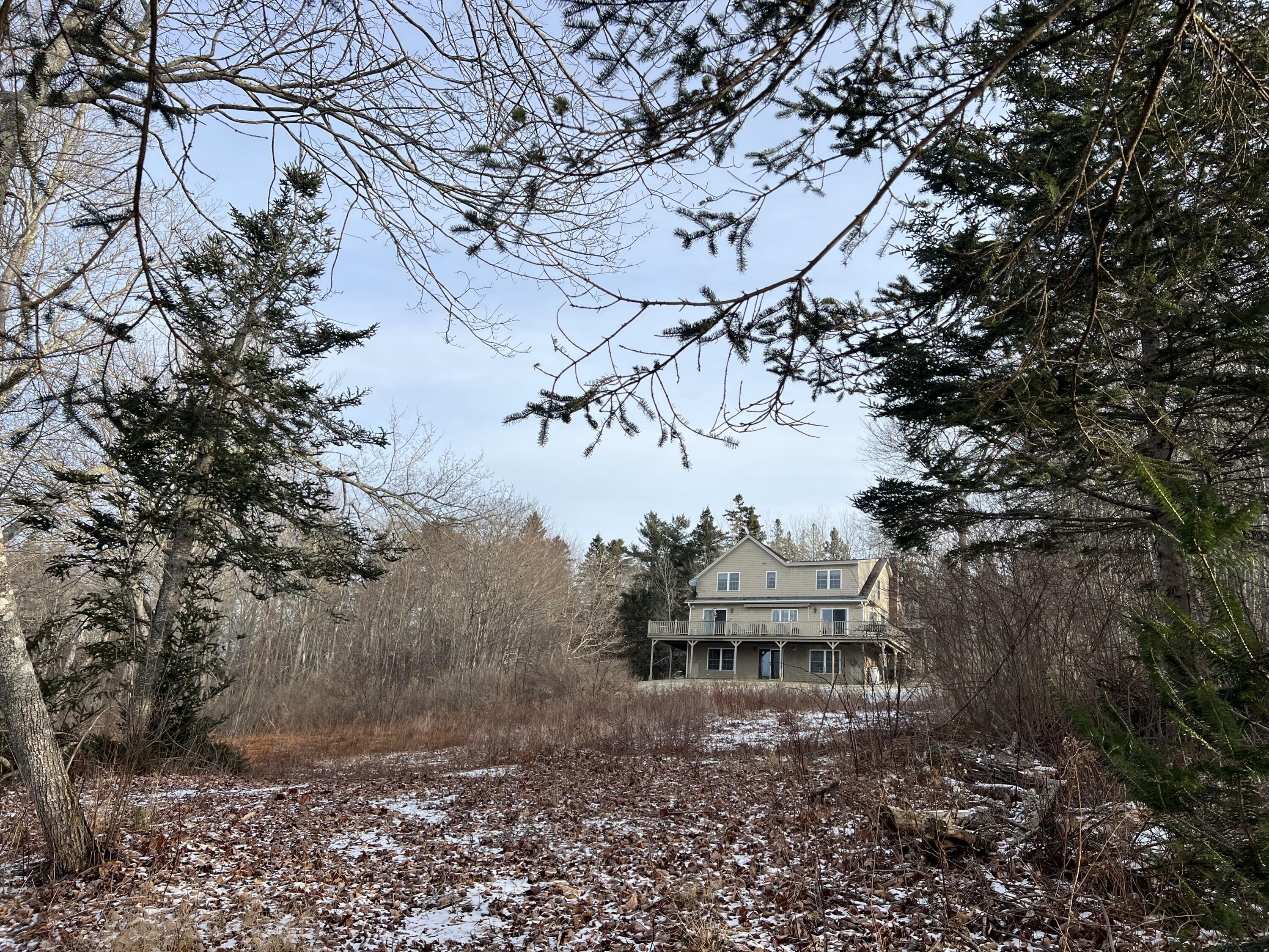 104 Raccoon Road Cushing ME 04563