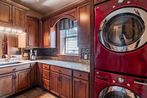 87 Waldo Avenue Rockland ME 04841