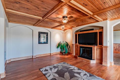 87 Waldo Avenue Rockland ME 04841