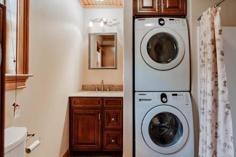 87 Waldo Avenue Rockland ME 04841