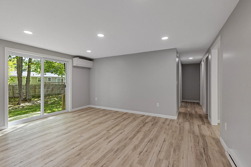 7 Philip Avenue Augusta ME 04330