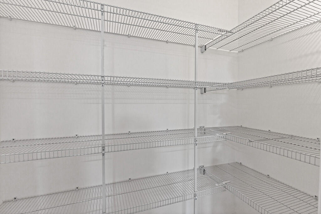 7 Philip Avenue Augusta ME 04330