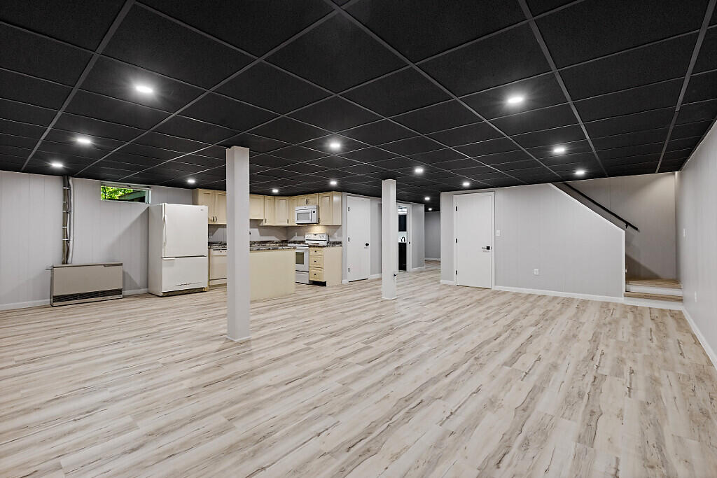 7 Philip Avenue Augusta ME 04330