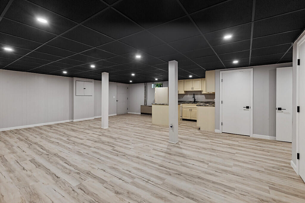 7 Philip Avenue Augusta ME 04330