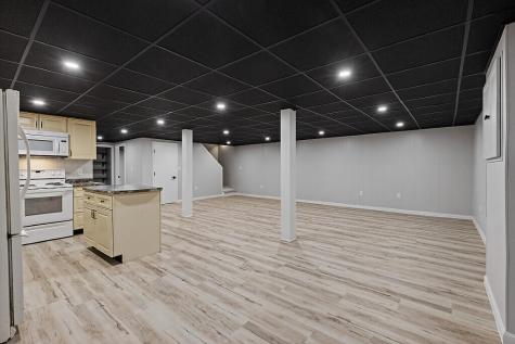 7 Philip Avenue Augusta ME 04330