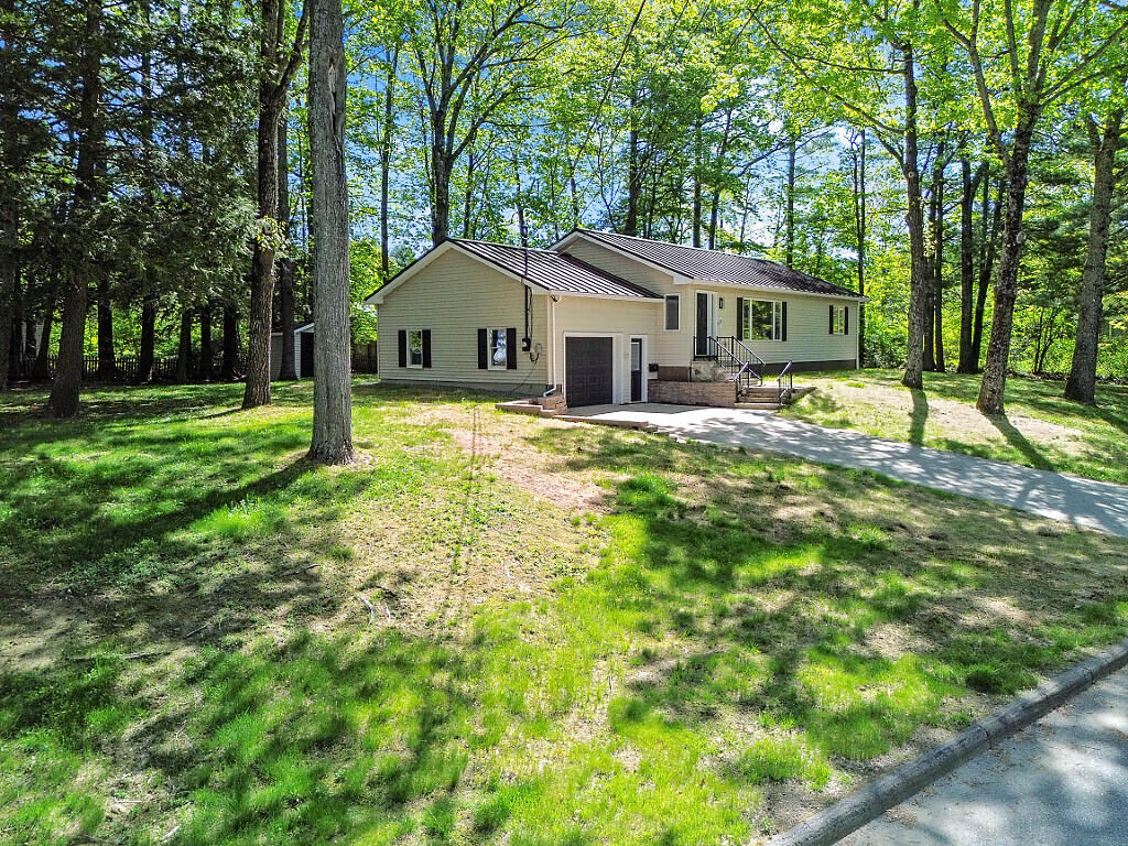 7 Philip Avenue Augusta ME 04330