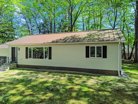 7 Philip Avenue Augusta ME 04330