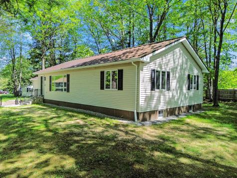 7 Philip Avenue Augusta ME 04330