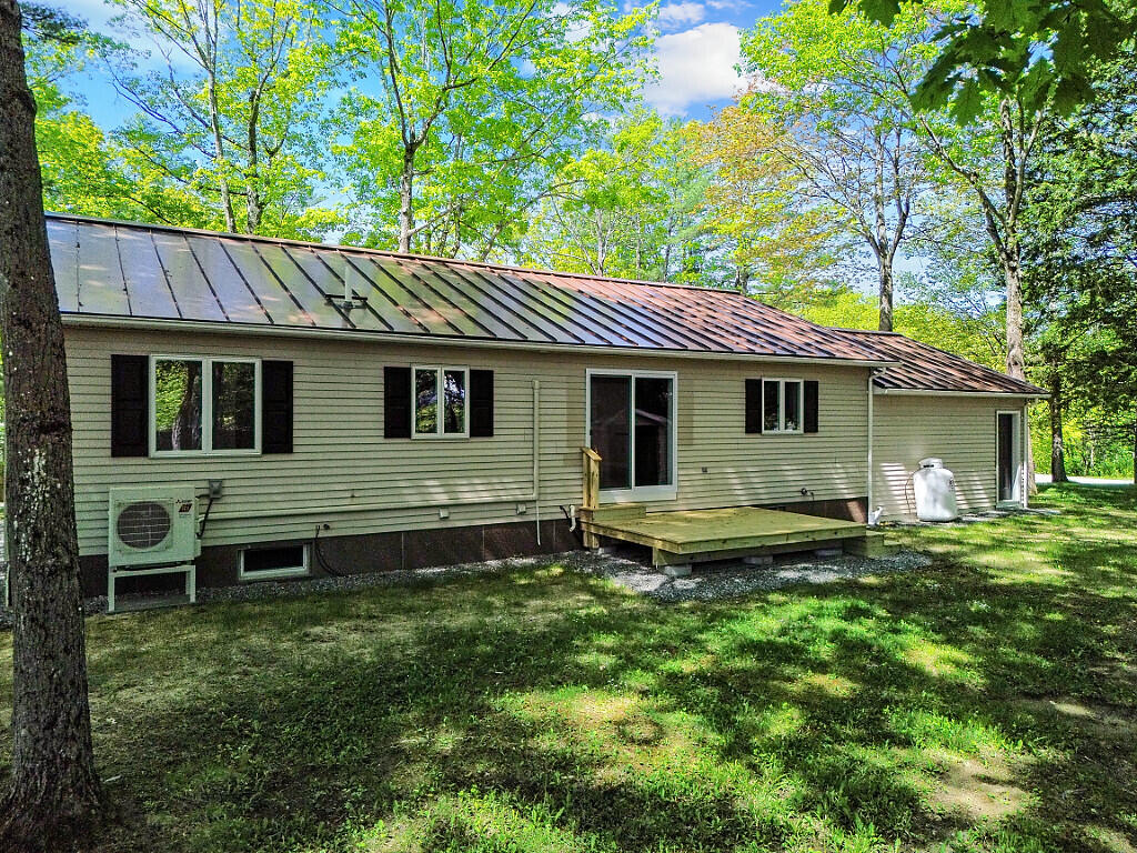 7 Philip Avenue Augusta ME 04330