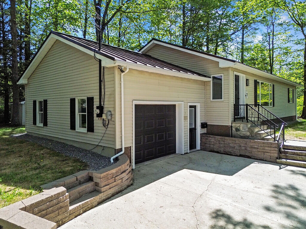 7 Philip Avenue Augusta ME 04330