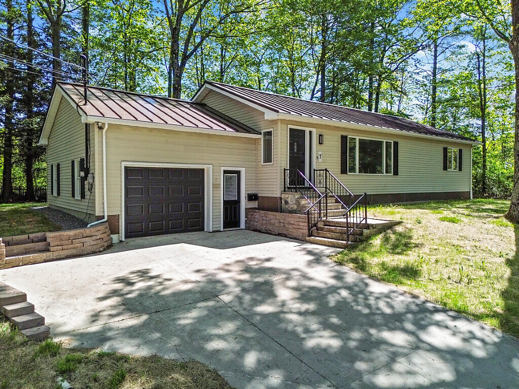 7 Philip Avenue Augusta ME 04330