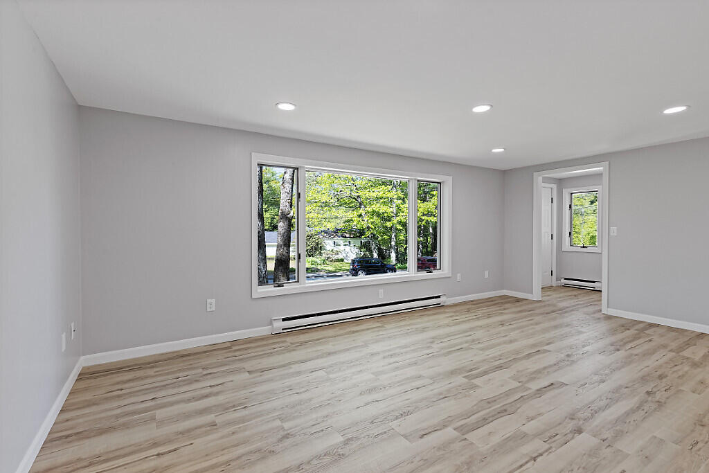 7 Philip Avenue Augusta ME 04330