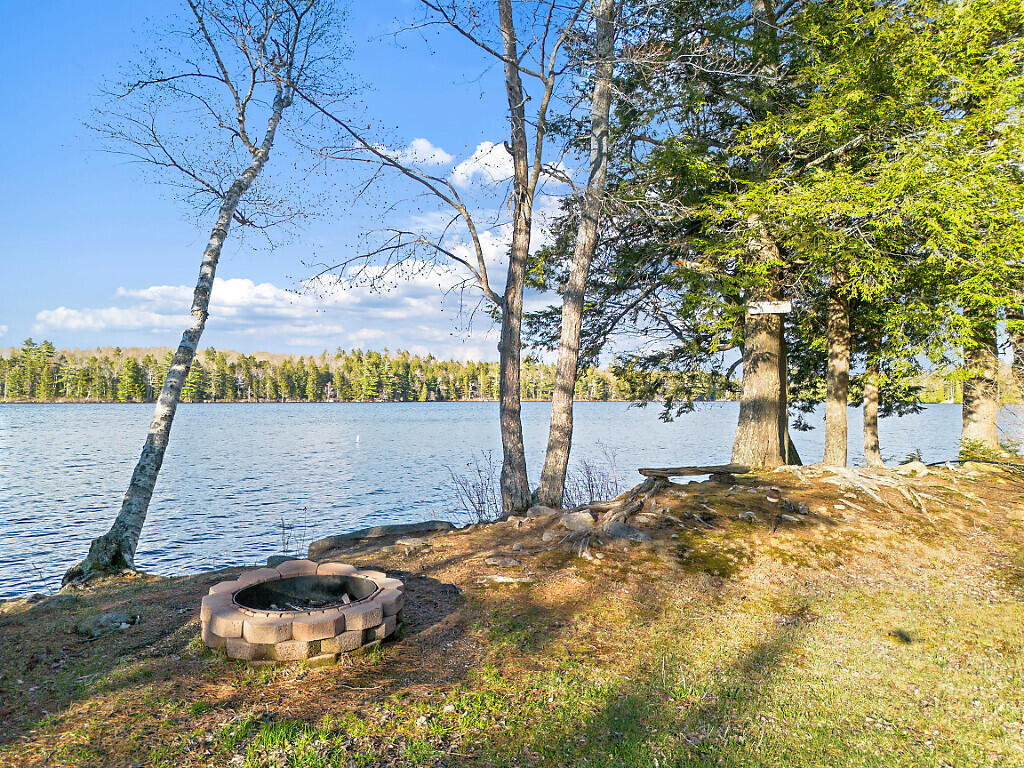 38 Jacoby Lane Searsport ME 04974