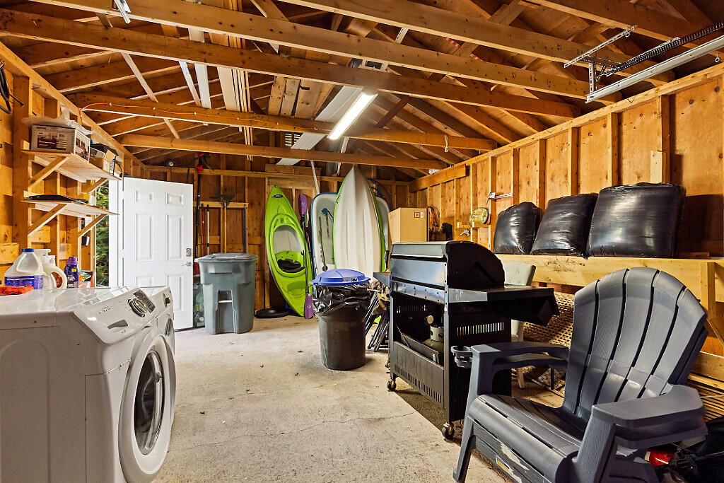 38 Jacoby Lane Searsport ME 04974