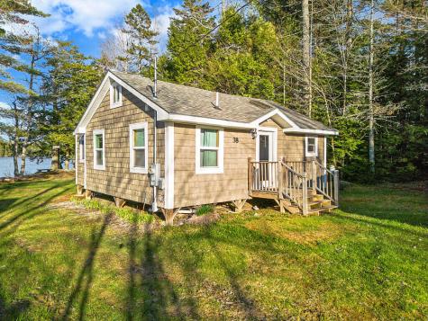 38 Jacoby Lane Searsport ME 04974