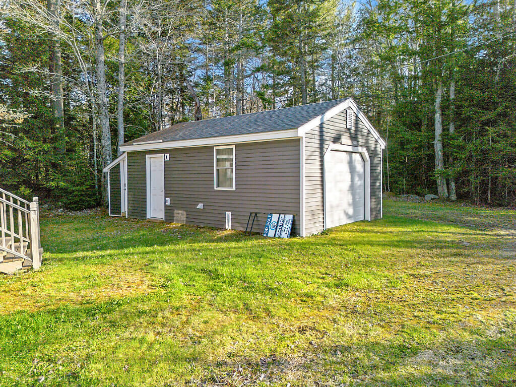 38 Jacoby Lane Searsport ME 04974
