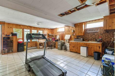 79 Whites Point Road Standish ME 04084