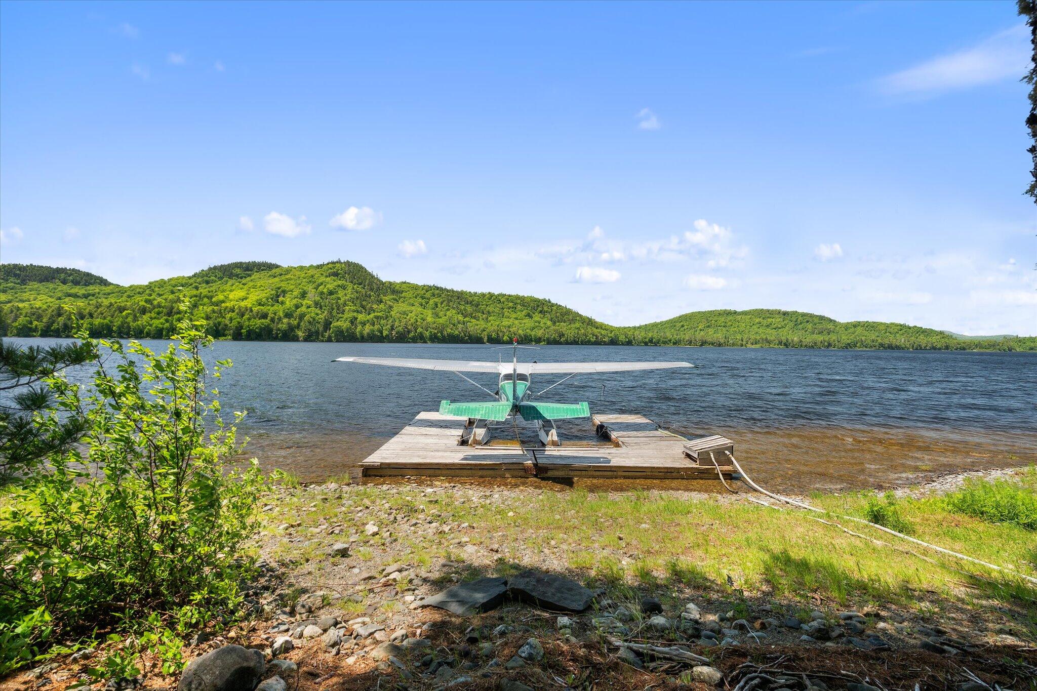 0 Bradford Camps, Munsungan Lake T8 R10 Wels ME 04732