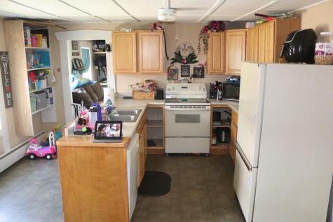 48 Starks Road New Sharon ME 04955