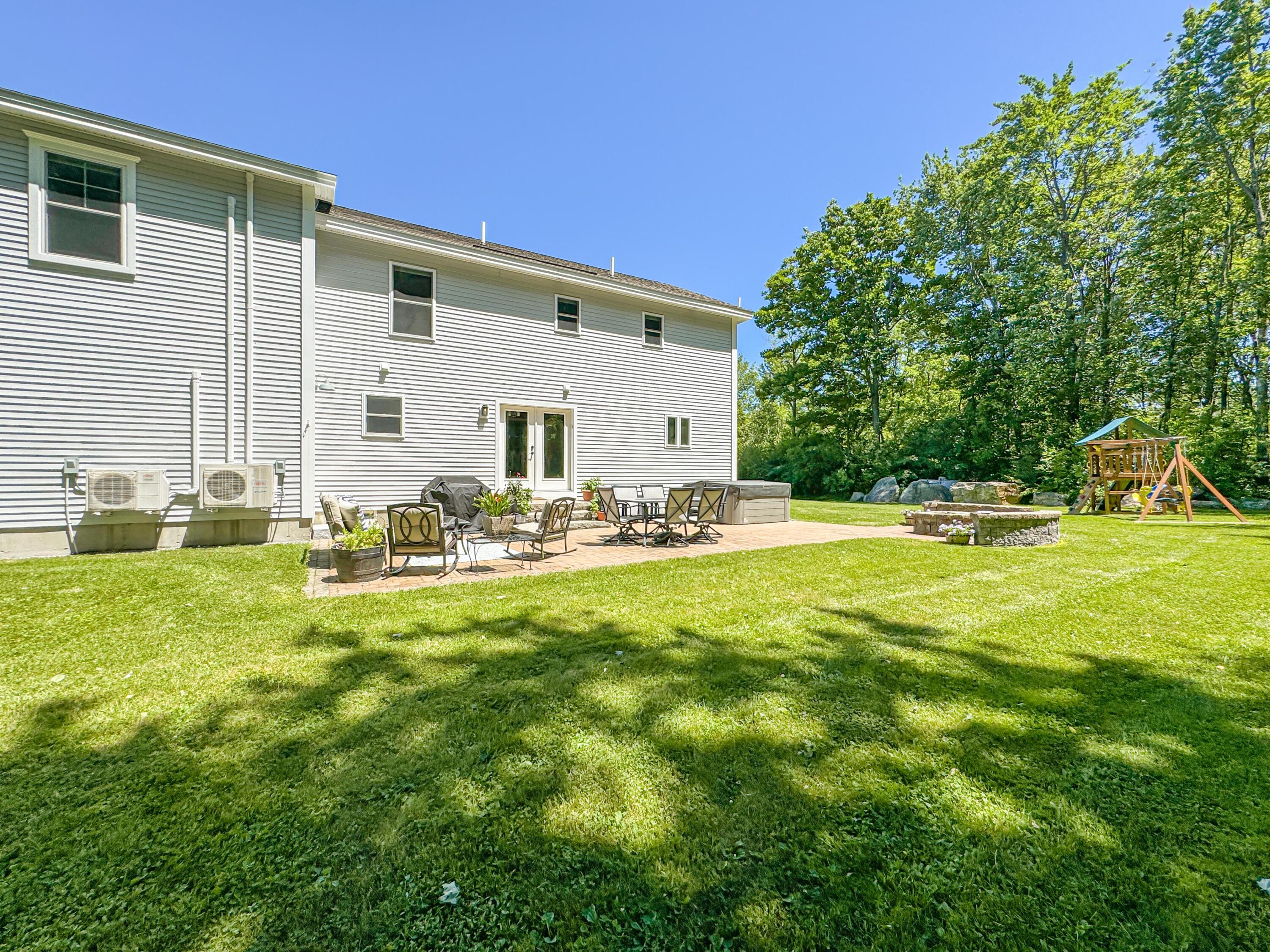 171 South Freeport Road Freeport ME 04032