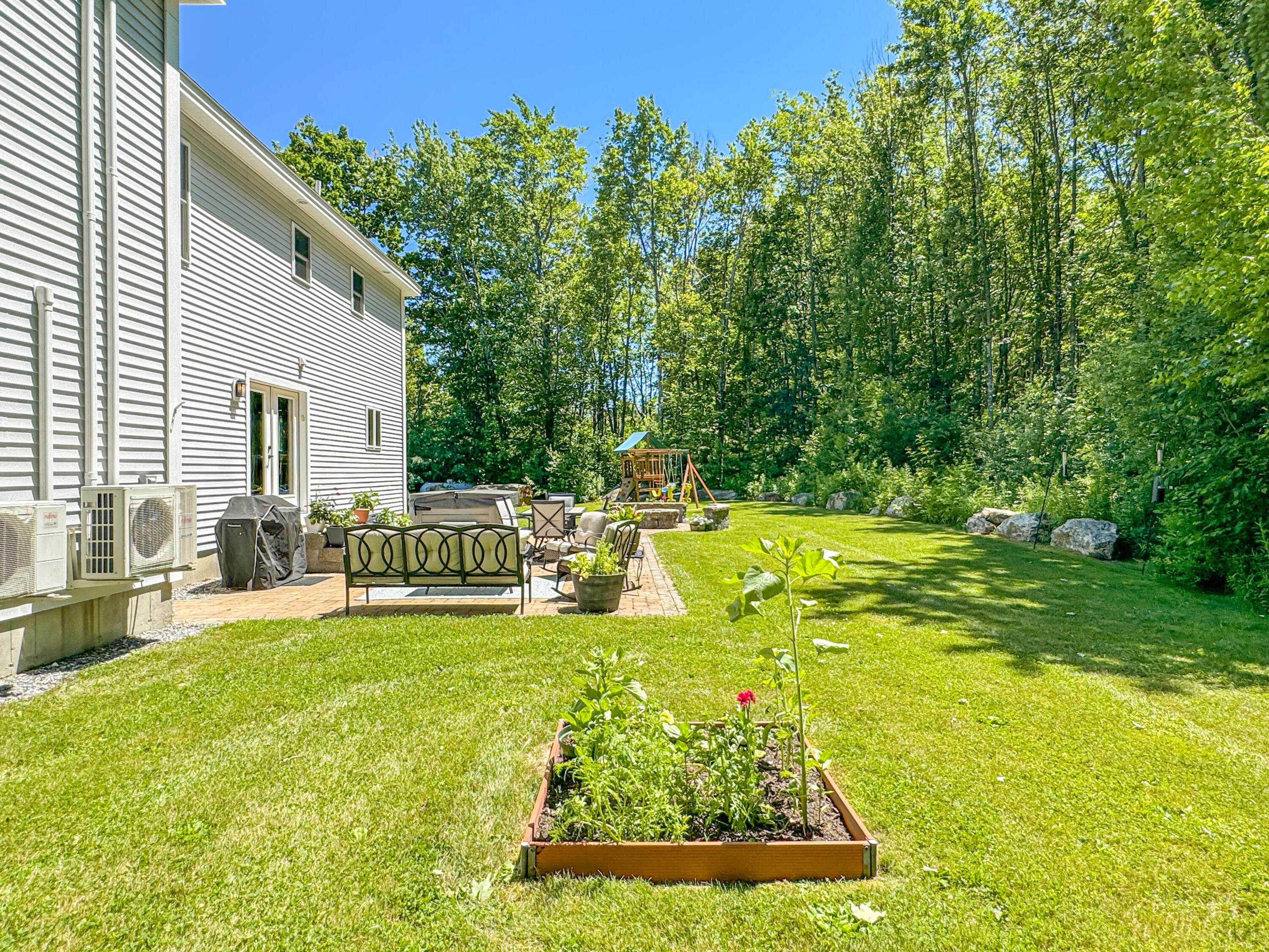 171 South Freeport Road Freeport ME 04032