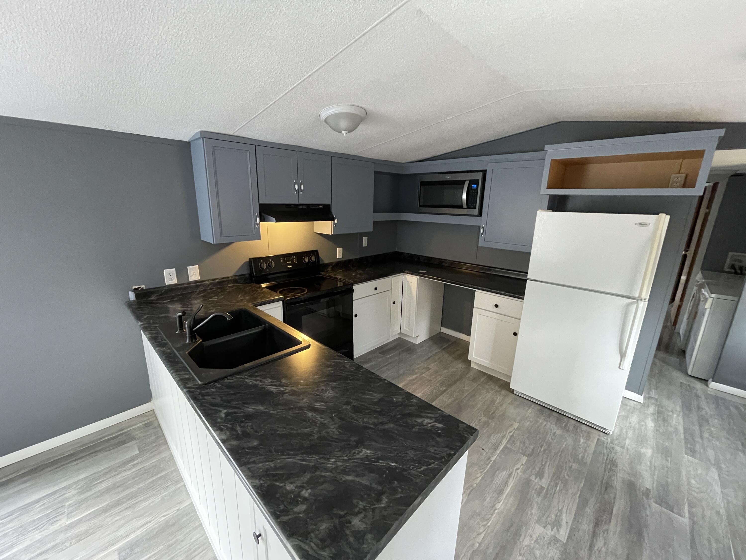 42 Squire Court Winthrop ME 04364
