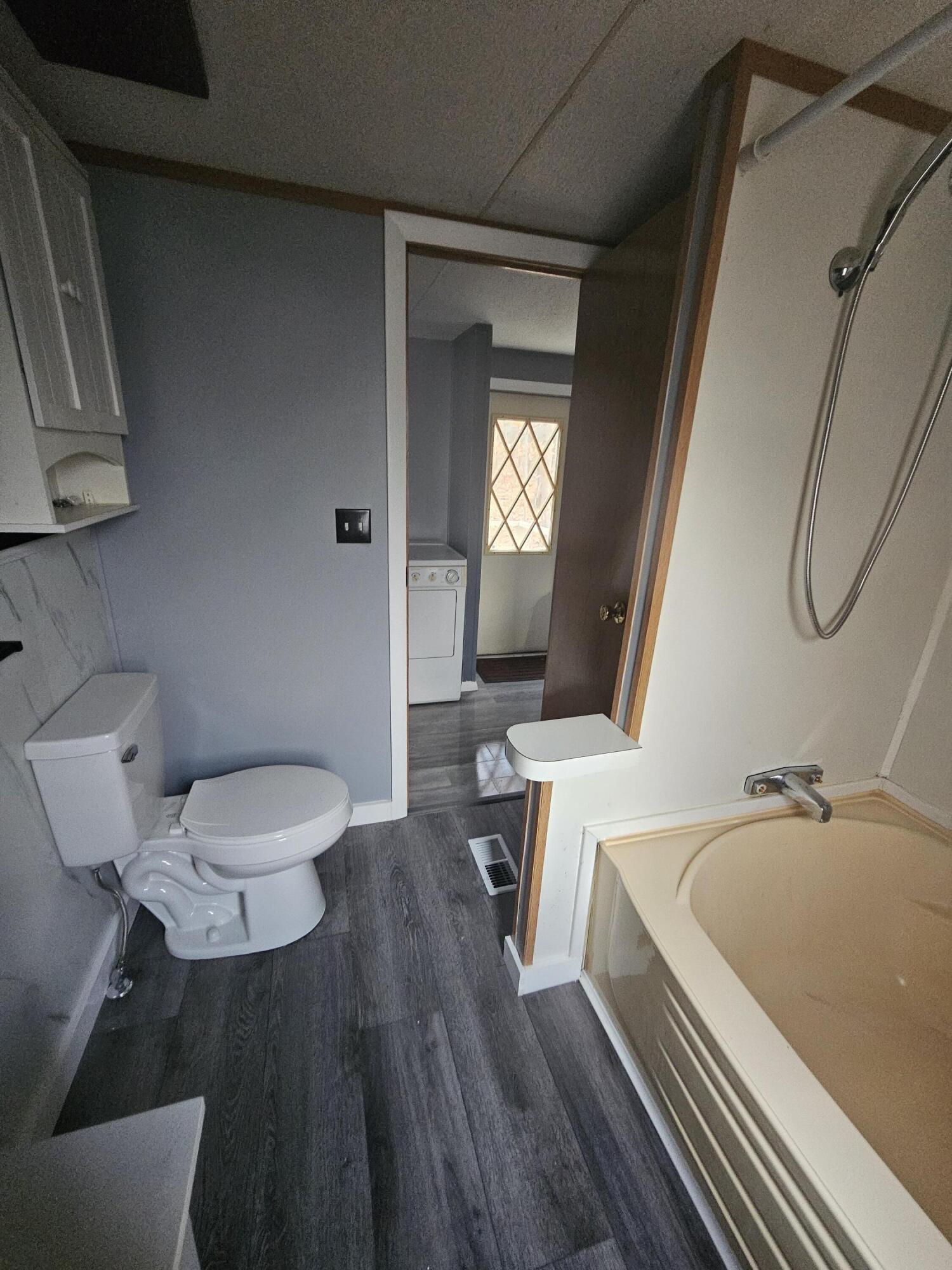 42 Squire Court Winthrop ME 04364