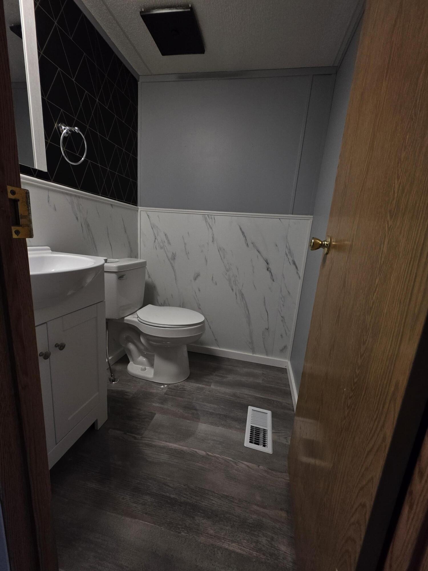 42 Squire Court Winthrop ME 04364