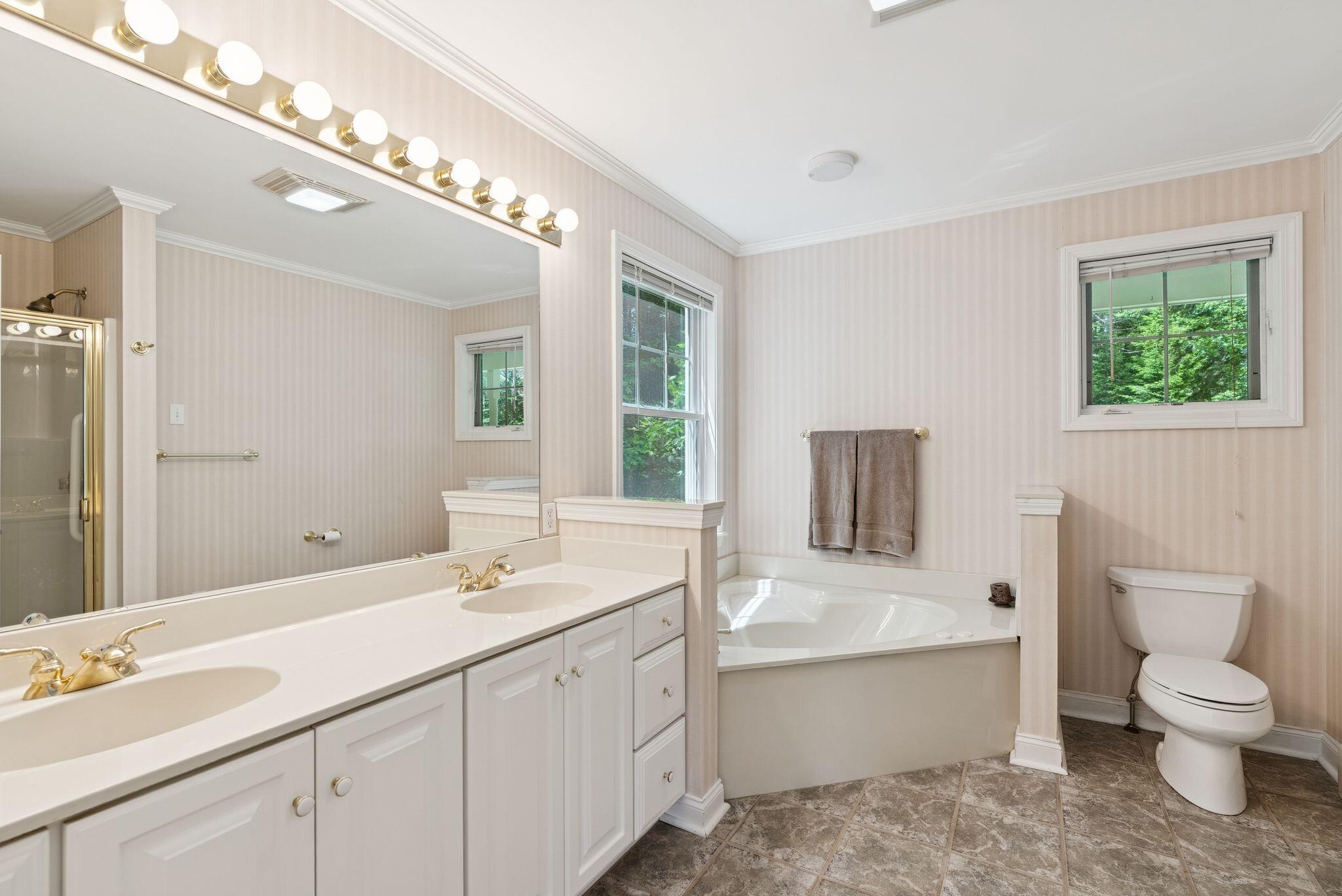 61 Crestview Lane Brunswick ME 04011