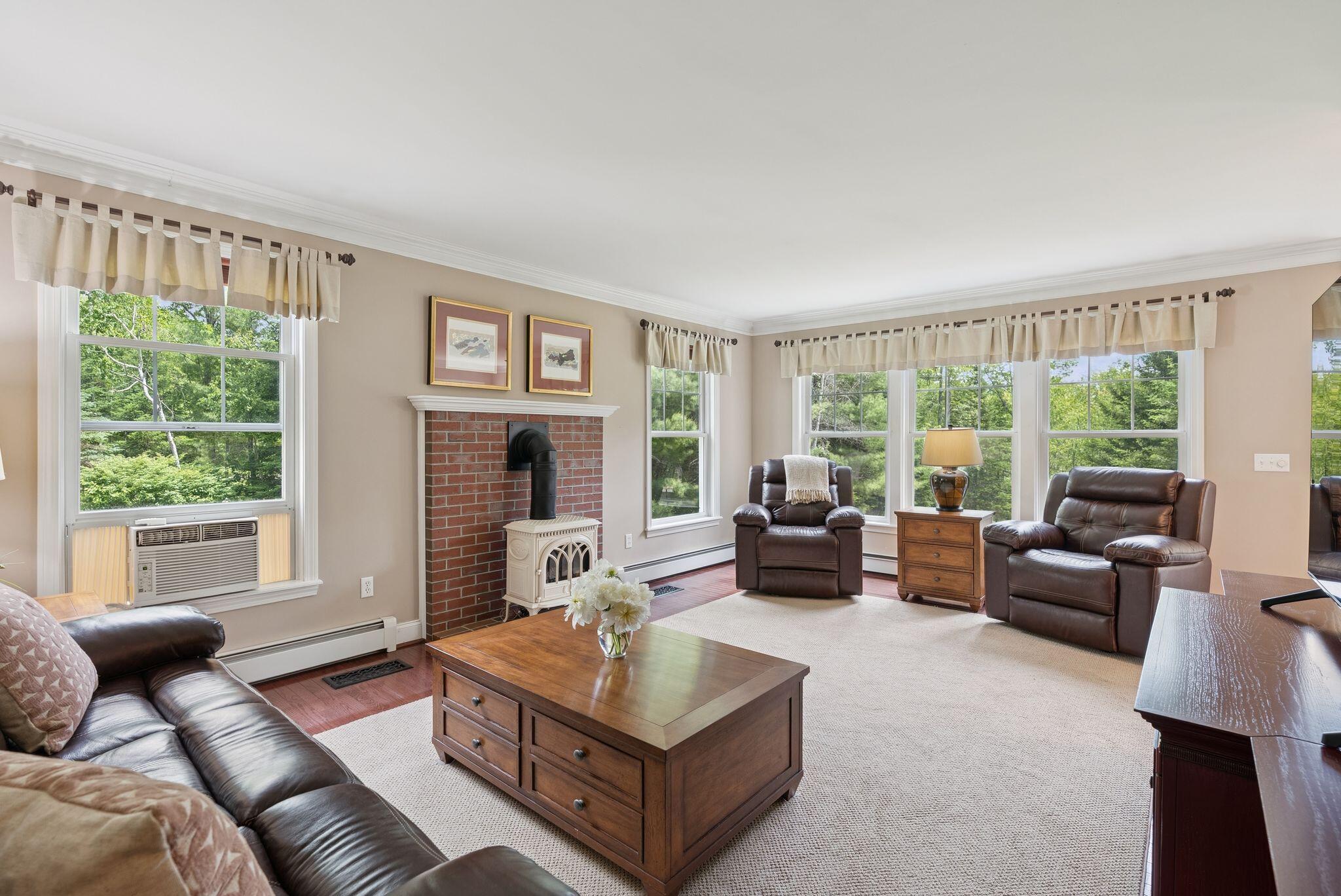 61 Crestview Lane Brunswick ME 04011