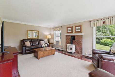 61 Crestview Lane Brunswick ME 04011